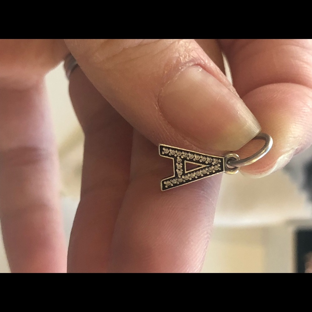 Pandora authentic 100%, letter A dangle
